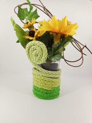 Atelier Vase et tricotin