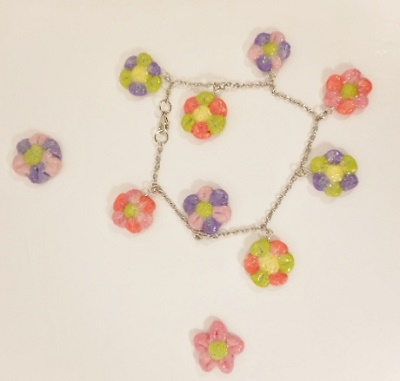 Atelier Printemps : Bracelet petites fleurs